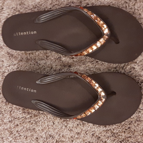 Attention flip flops - Picture 3 of 3